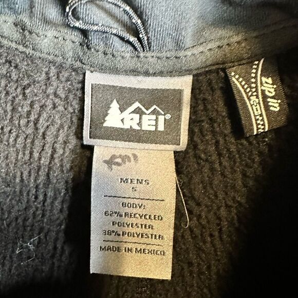 EUC REI Men’s Zip In Polar-Tec Black Fleece Full Zip Vest - Size Small - Picture 4 of 9